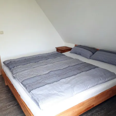 Lerchensteige Auf 80m - Sauna, Bar, 3d-fernseh, Wii, Ps4
